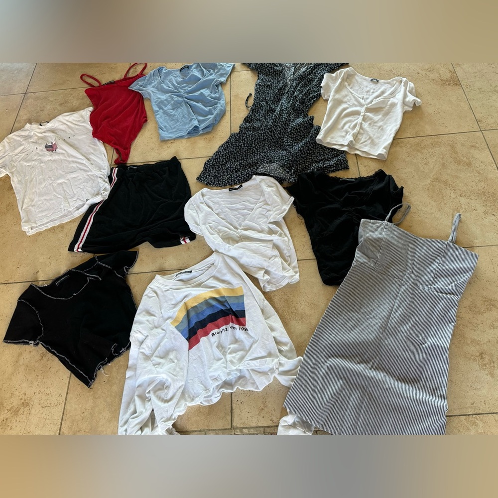 Lot of cute Brandy Melville clothes